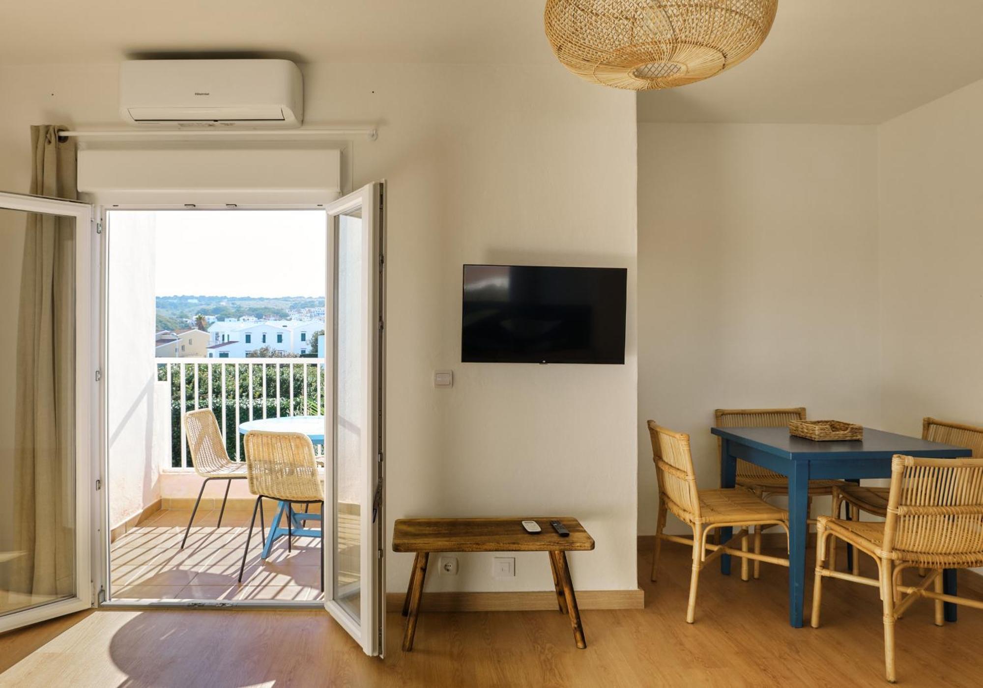 Arenal D'En Castell North Apartment เอสเมร์คาดัล ภายนอก รูปภาพ