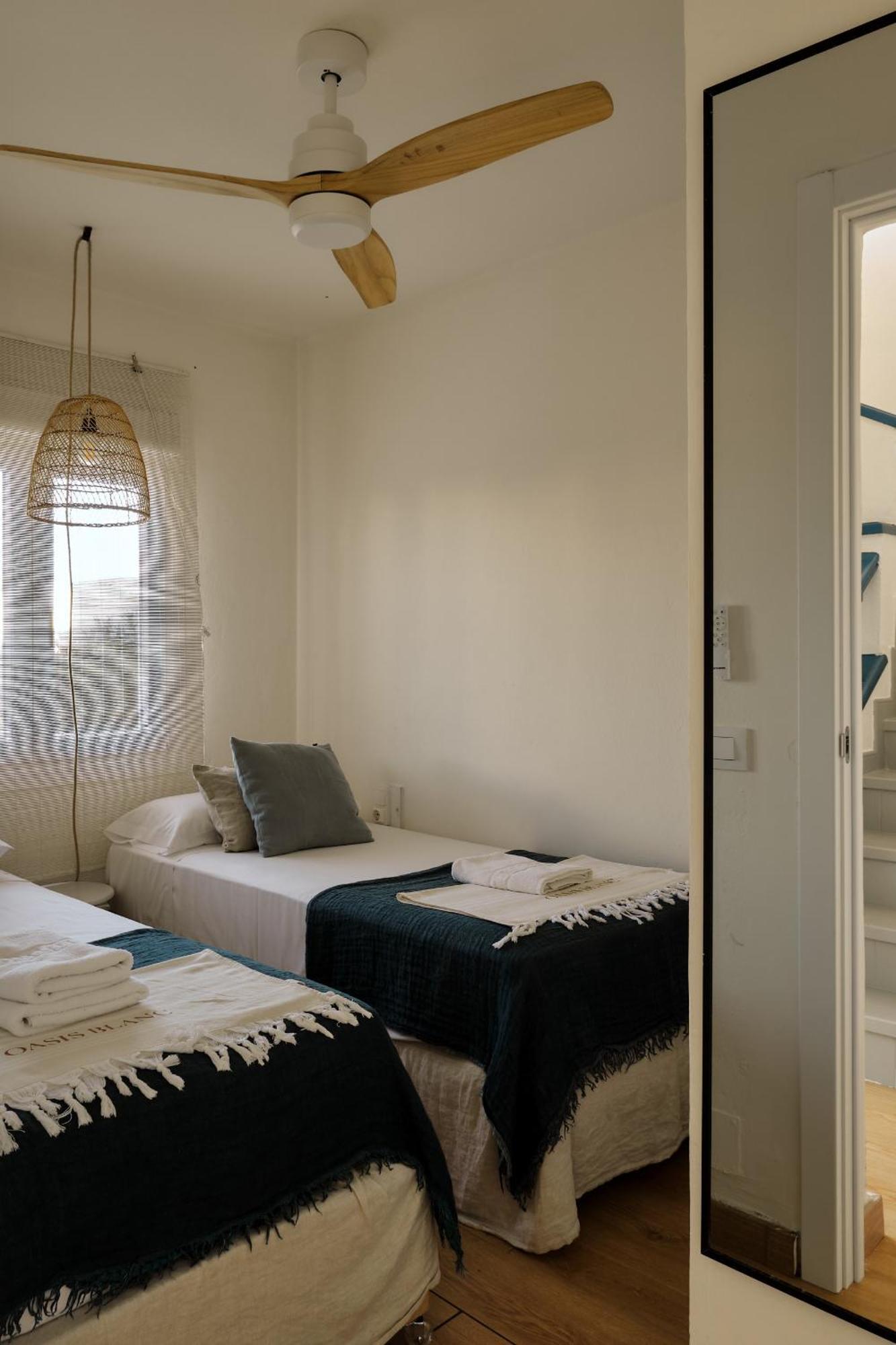 Arenal D'En Castell North Apartment เอสเมร์คาดัล ภายนอก รูปภาพ