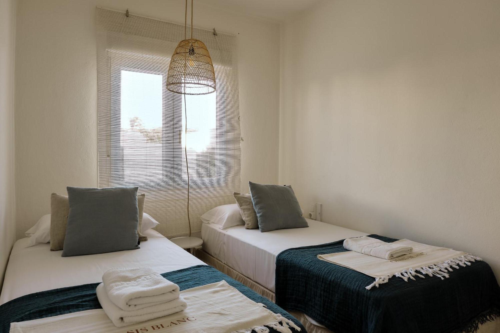 Arenal D'En Castell North Apartment เอสเมร์คาดัล ภายนอก รูปภาพ