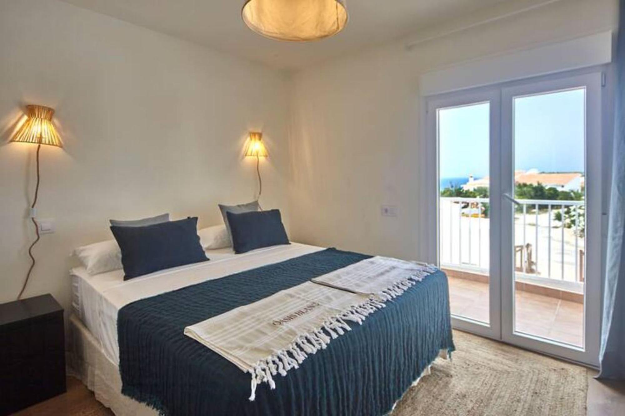 Arenal D'En Castell North Apartment เอสเมร์คาดัล ภายนอก รูปภาพ