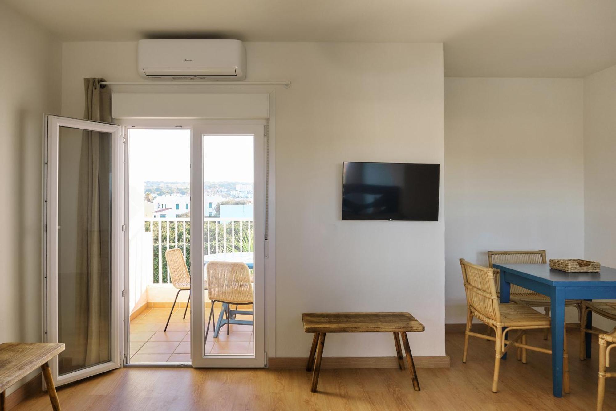 Arenal D'En Castell North Apartment เอสเมร์คาดัล ภายนอก รูปภาพ
